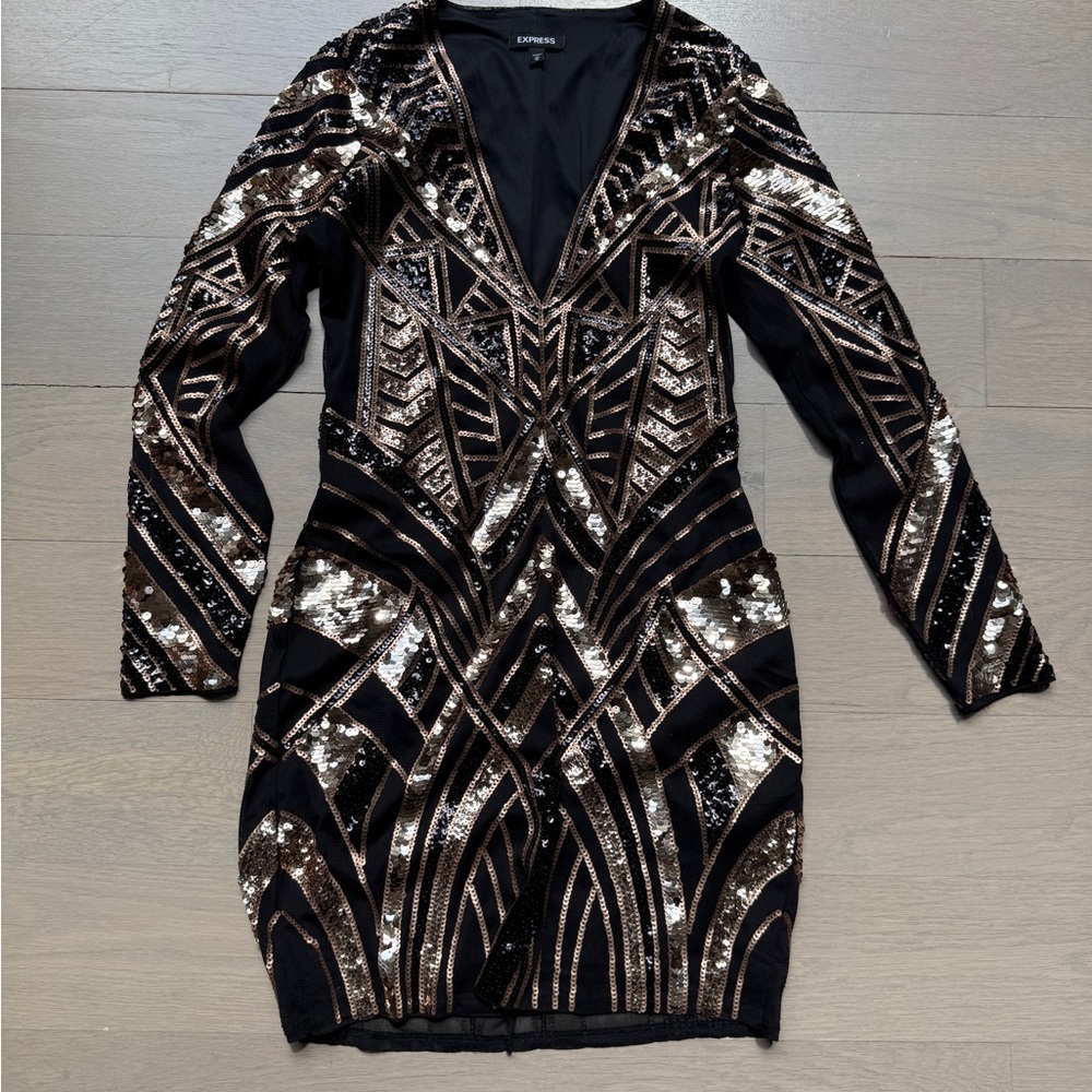 Express Black and White Long Sleeve Bodycon Dress